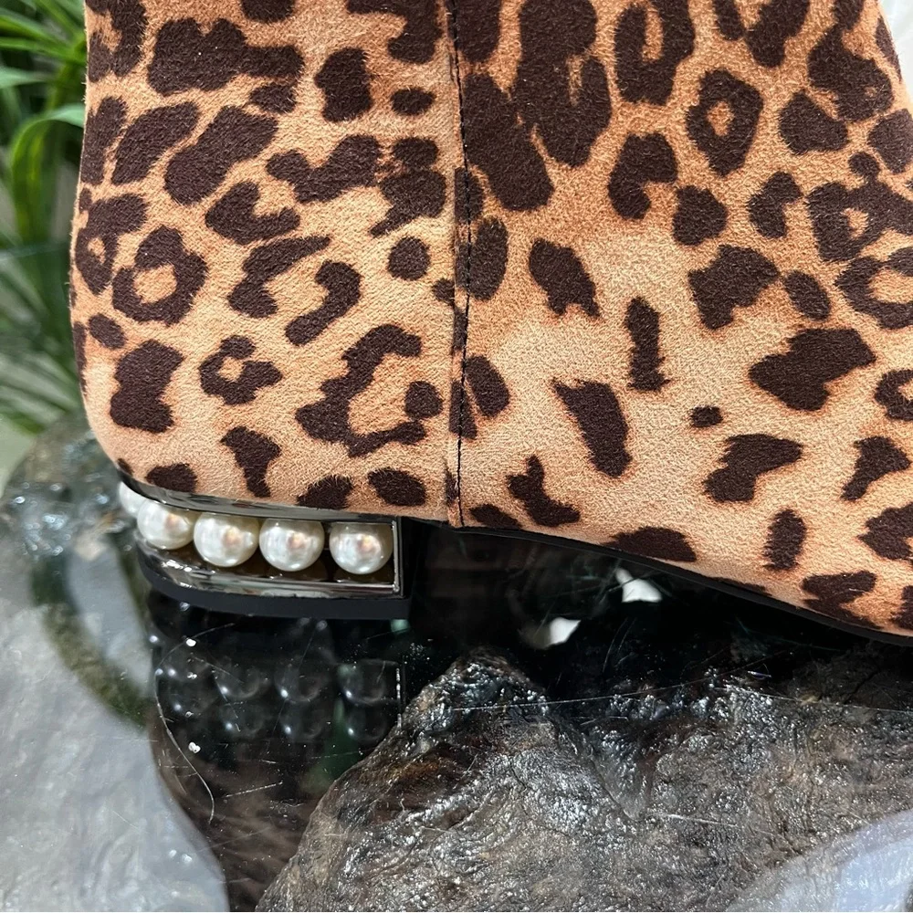 🐆New🐆 Dunion Animal Print Faux Suede And Pearl Heel Accent Side Zip Boots
